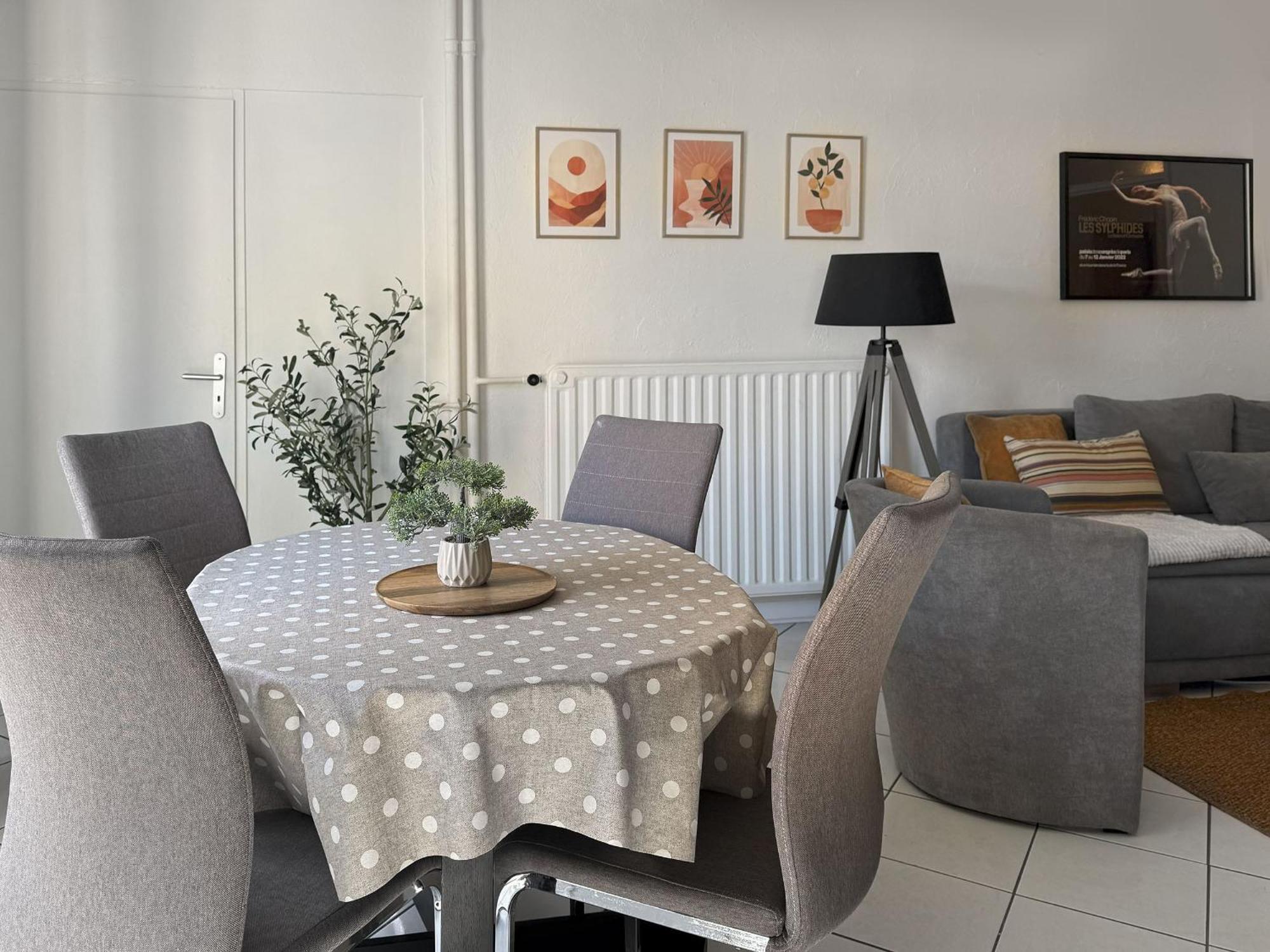 Appartement Chopin Au Coeur De Нанси Екстериор снимка